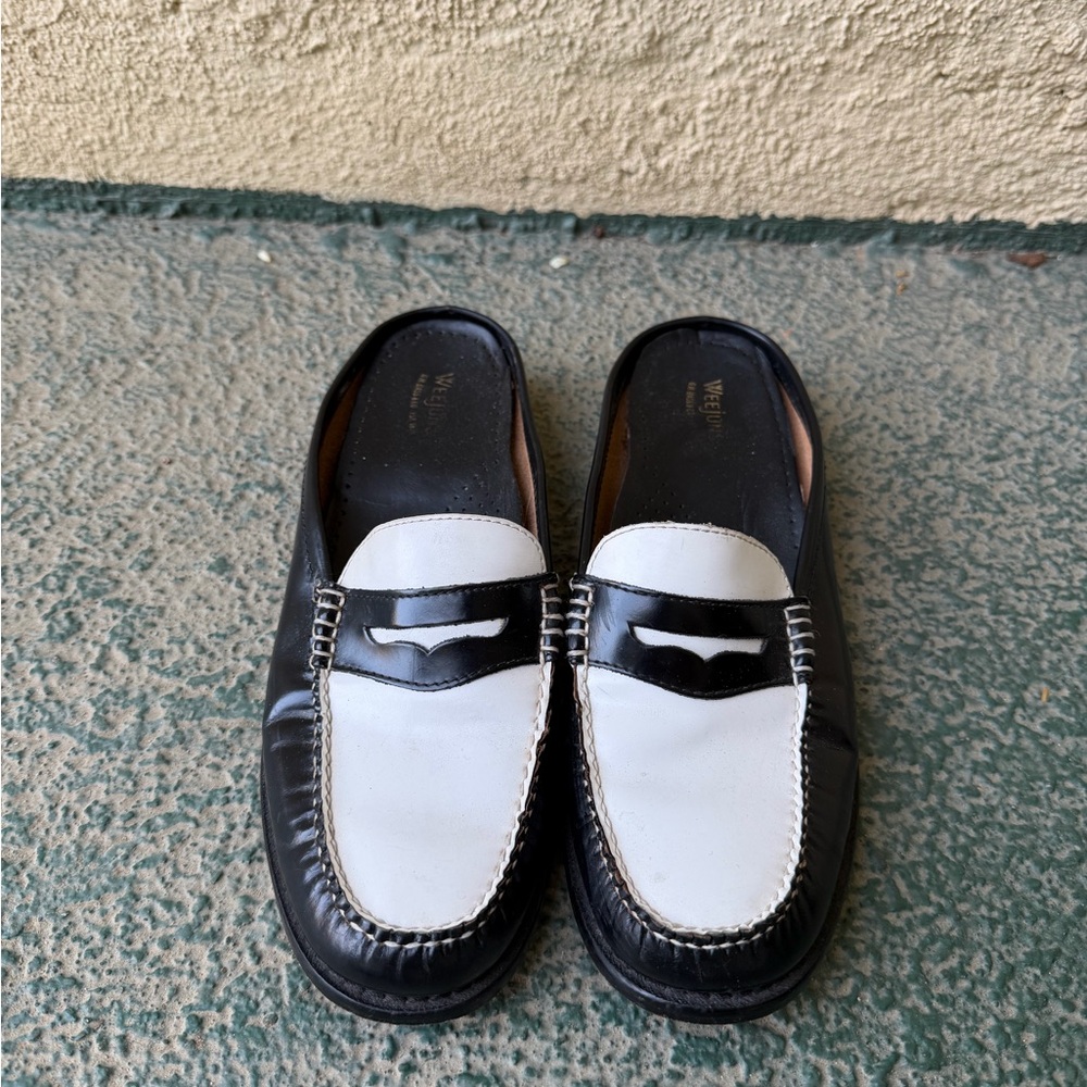 Classic Black and White Women’s Loafers